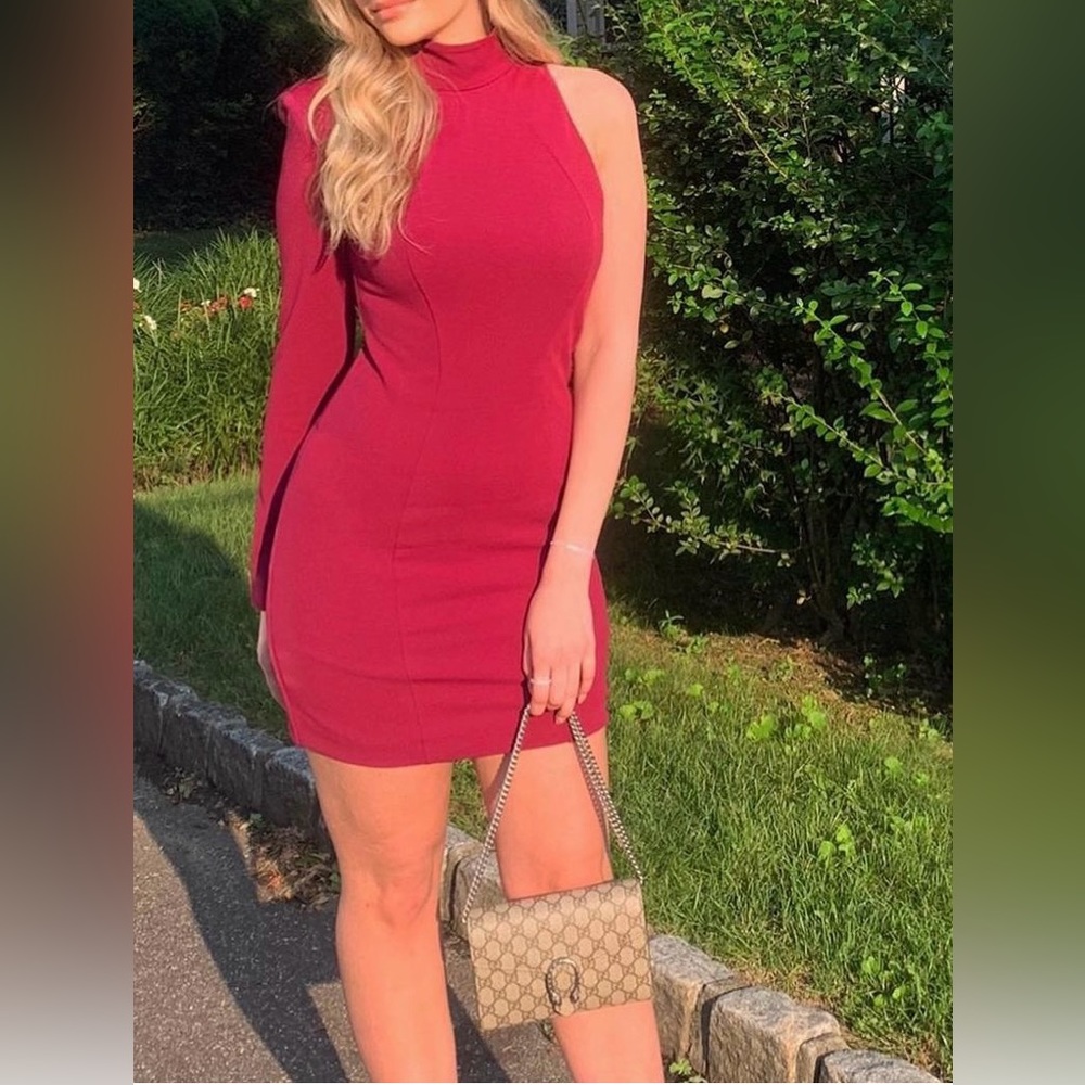 Mossman- The black heart dress